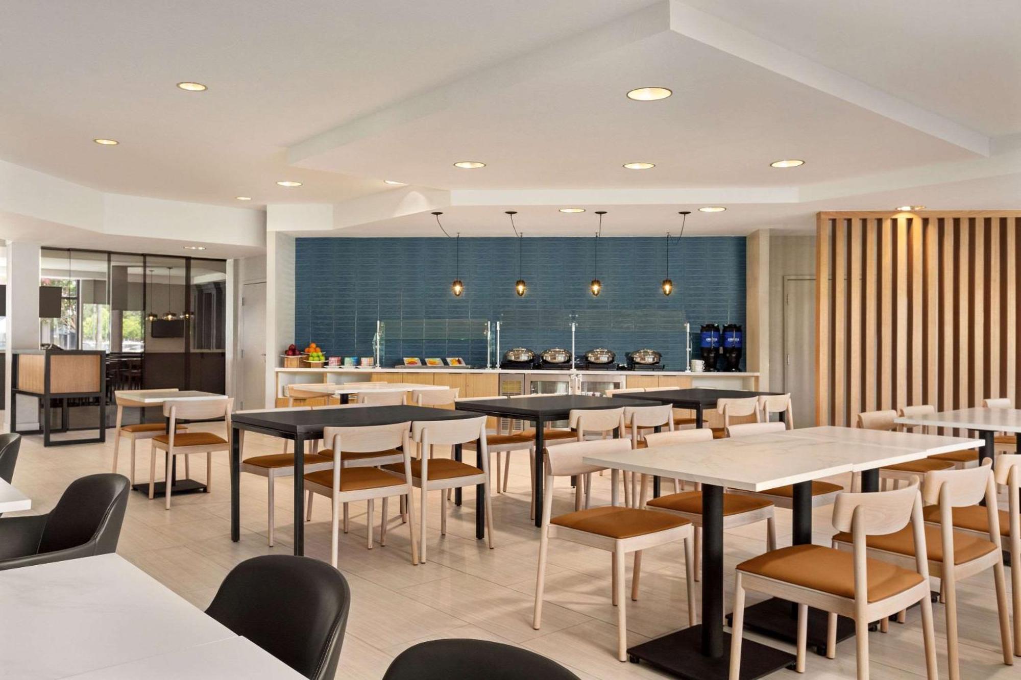 Hotel Radisson - Silicon Valley 3*
